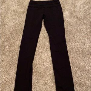 Straight leg leggings material